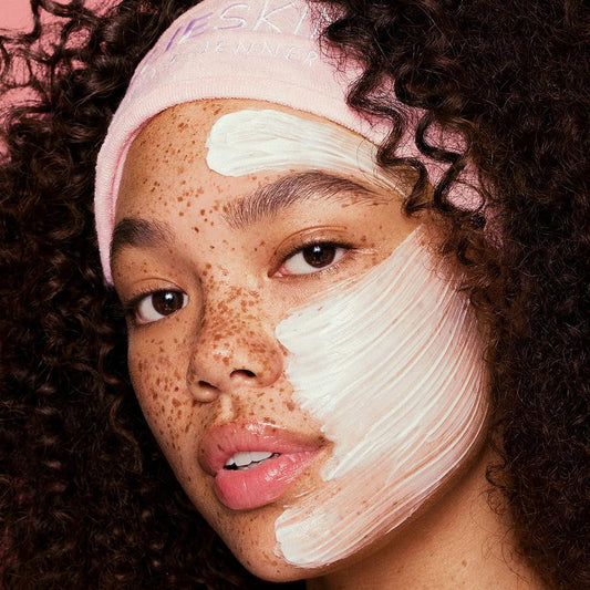 HYDRATING FACE MASK